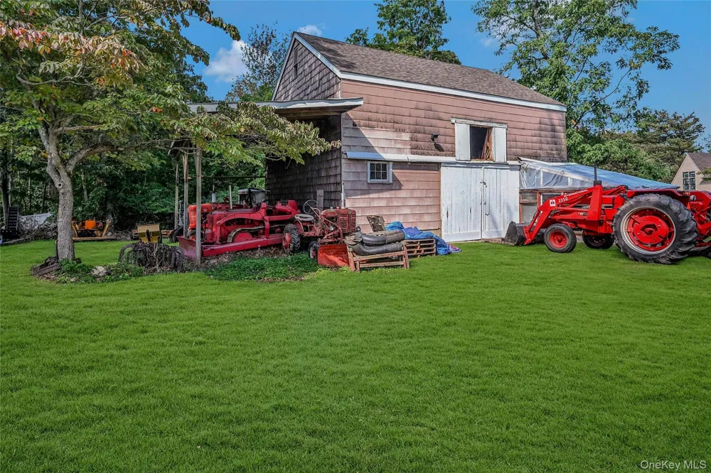 147 Country Road Mount Sinai, NY 11766