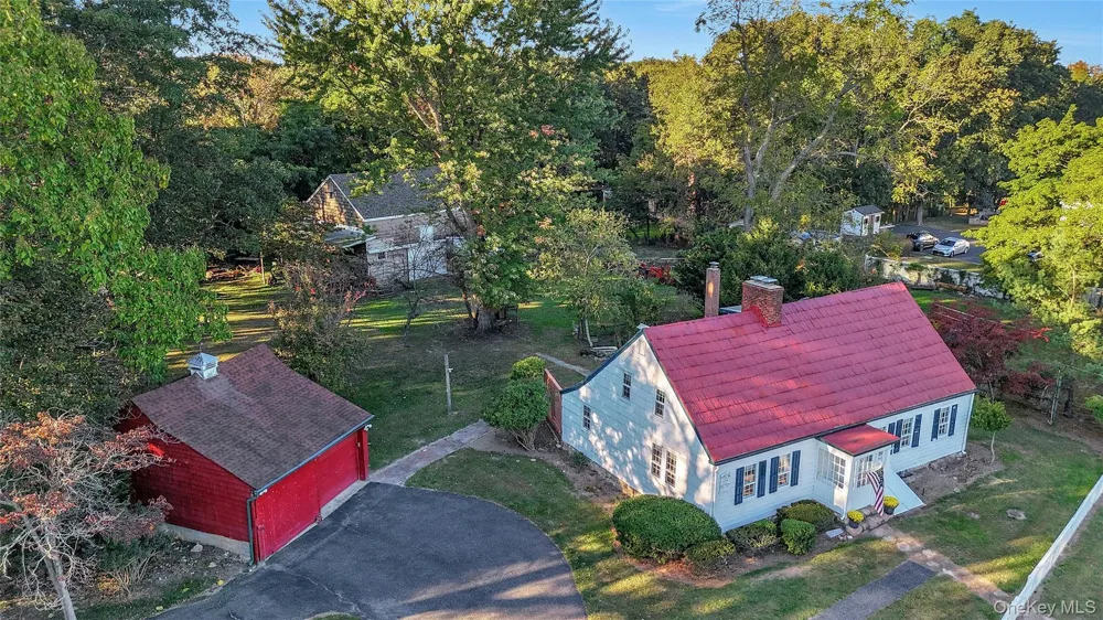 147 Country Road Mount Sinai, NY 11766