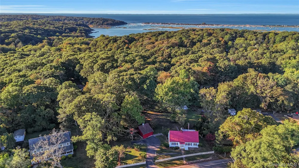147 Country Road Mount Sinai, NY 11766