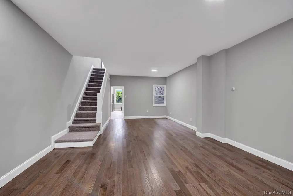30-36 91st Street East Elmhurst, NY 11369
