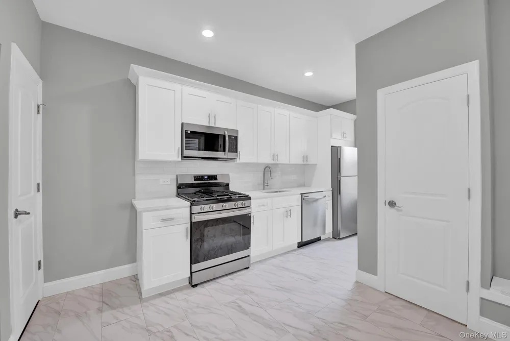30-36 91st Street East Elmhurst, NY 11369