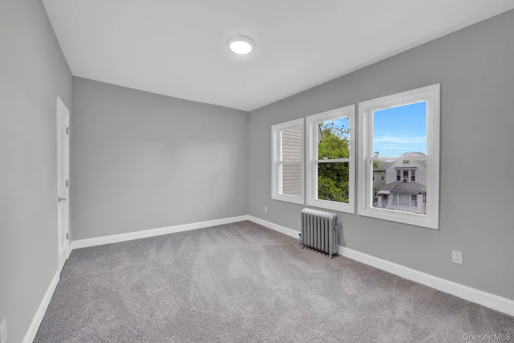 30-36 91st Street East Elmhurst, NY 11369