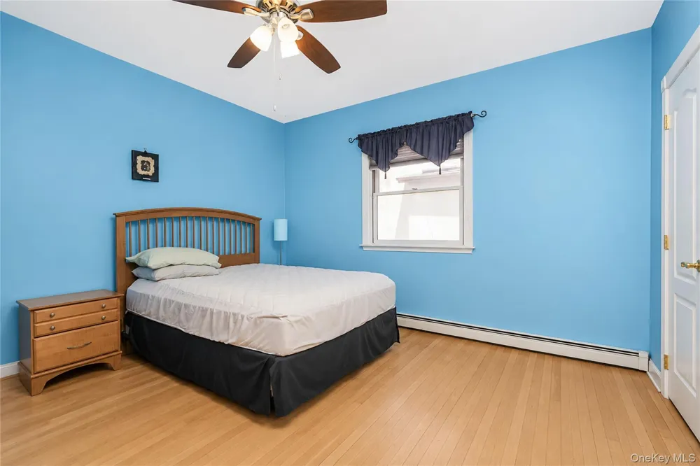 16 Diana Trail Staten Island, NY 10304