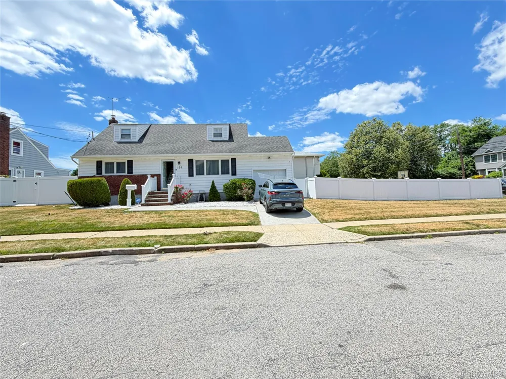 101 Sagamore Street Freeport, NY 11520
