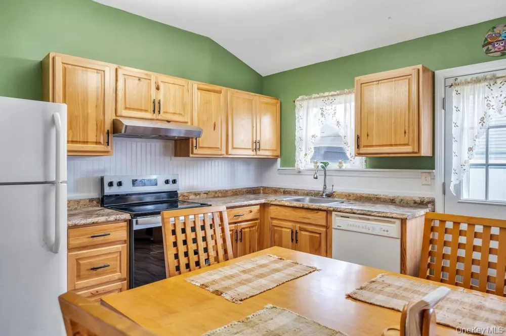 3 Megan Court Bellport, NY 11713