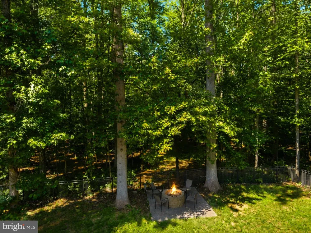 38 JERDONE ISLAND Bumpass, VA 23024