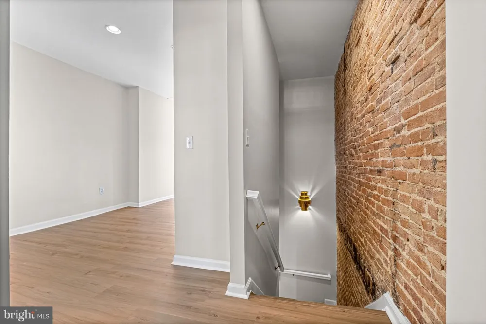 1027 BROADWAY Baltimore, MD 21205