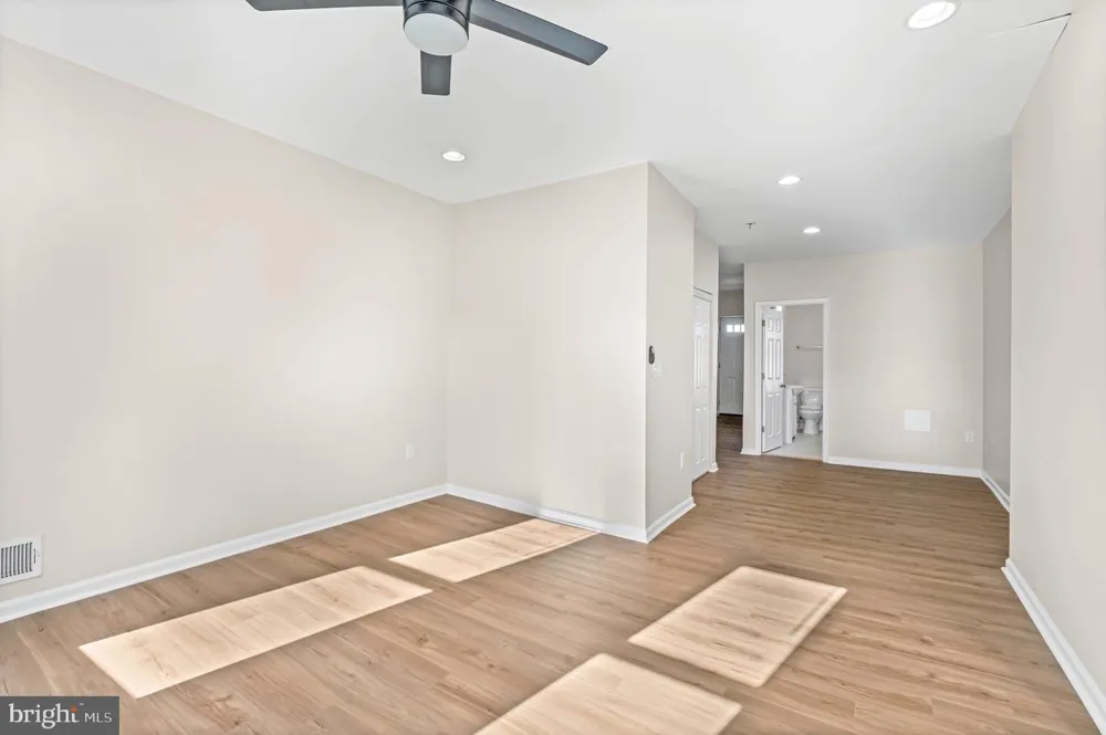 1027 BROADWAY Baltimore, MD 21205