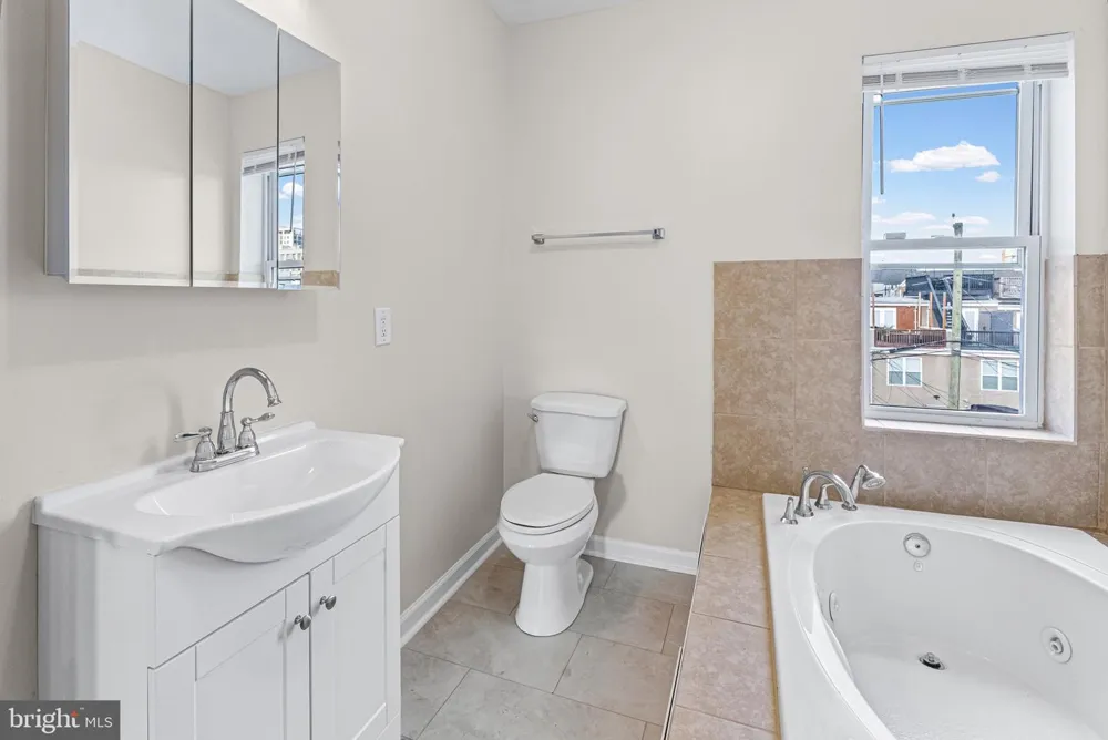 1027 BROADWAY Baltimore, MD 21205