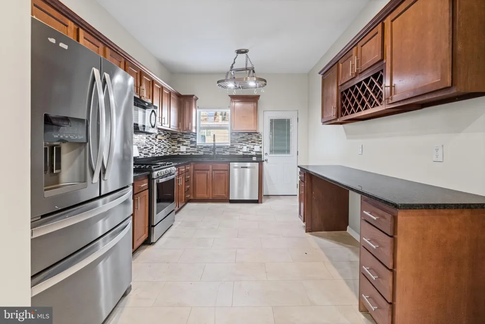 1027 BROADWAY Baltimore, MD 21205