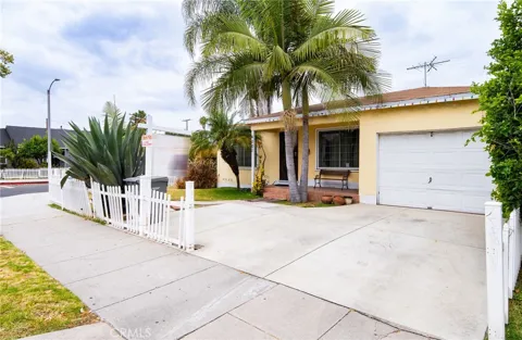 4001 E Imperial