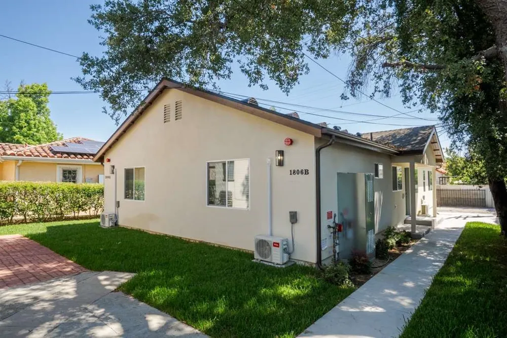 1806 8th St #B Alhambra, CA 91803