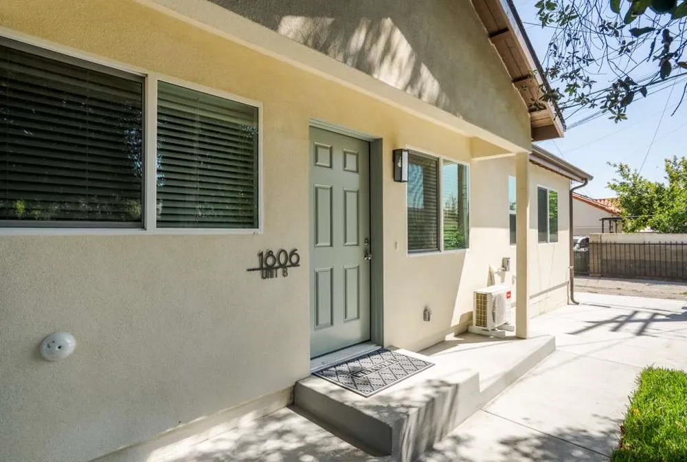 1806 8th St #B Alhambra, CA 91803
