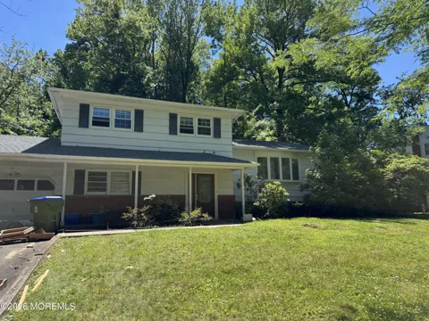 32 Livingston Avenue