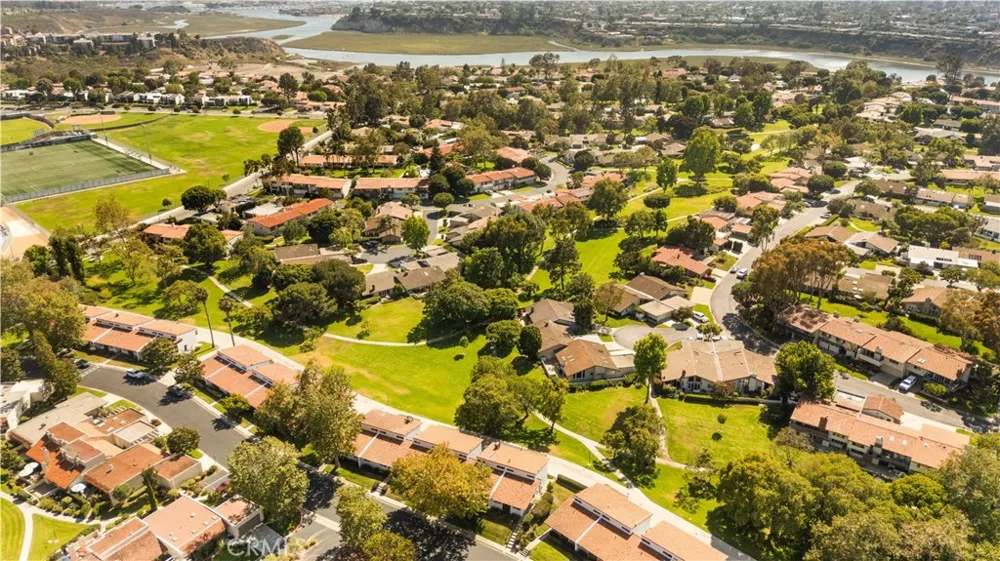 2326 Vista Hogar Newport Beach, CA 92660