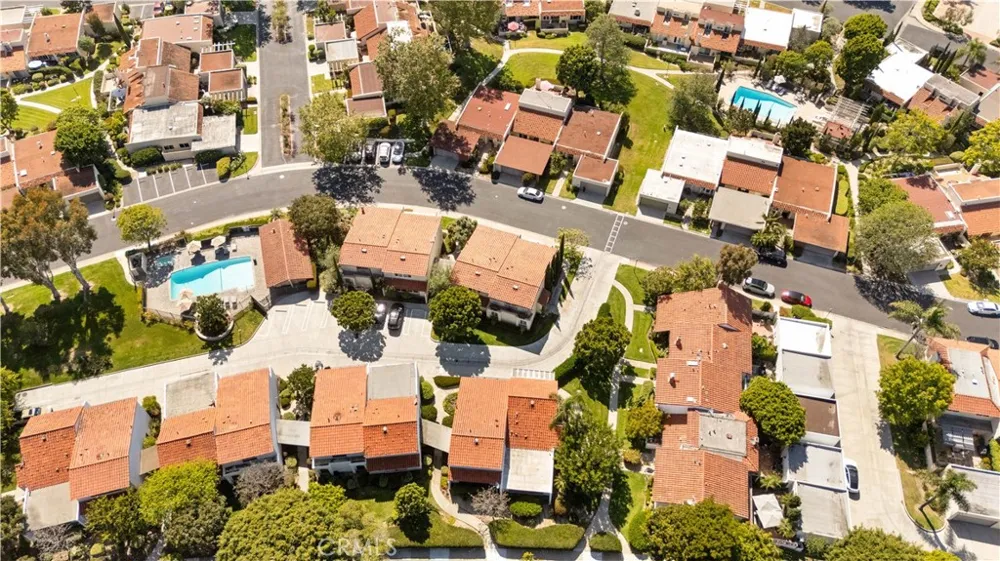 2326 Vista Hogar Newport Beach, CA 92660