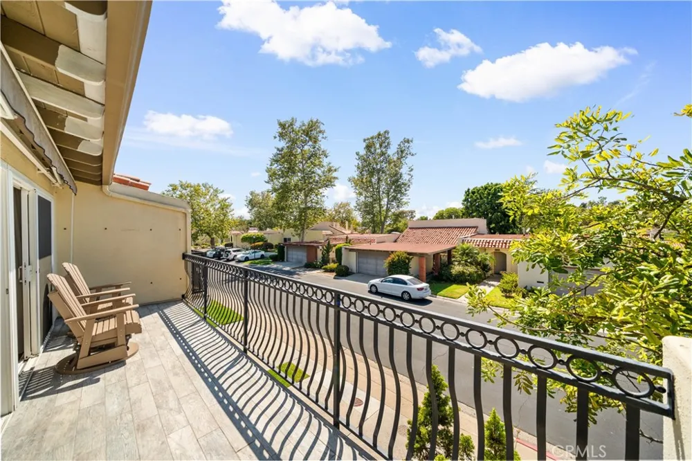 2326 Vista Hogar Newport Beach, CA 92660
