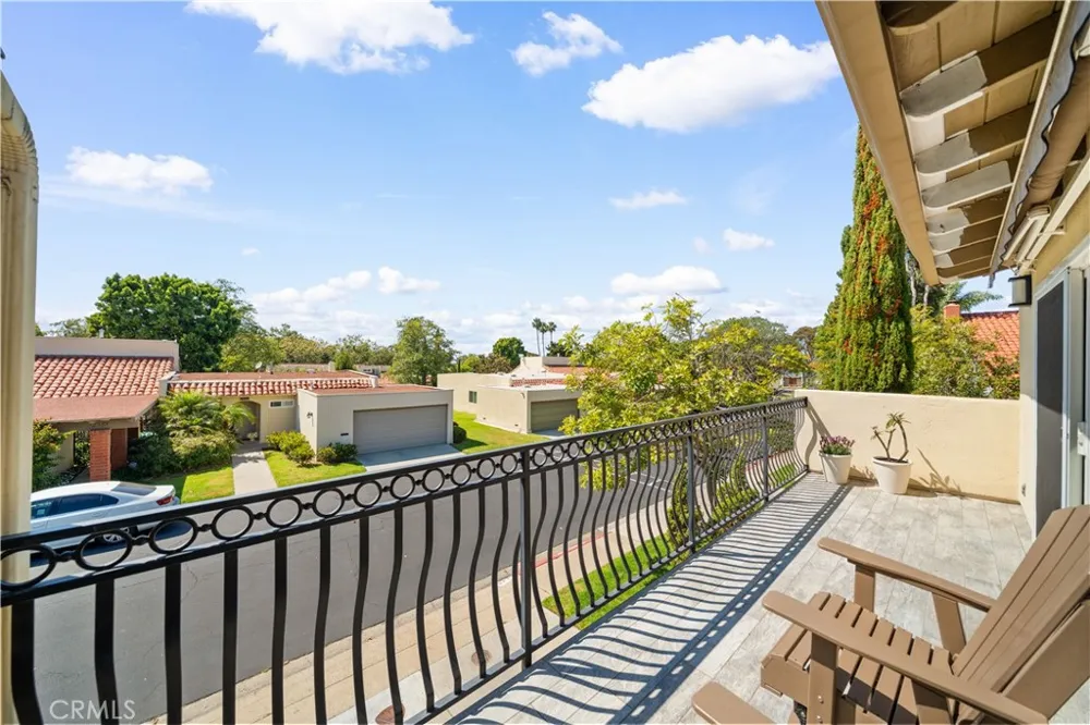 2326 Vista Hogar Newport Beach, CA 92660
