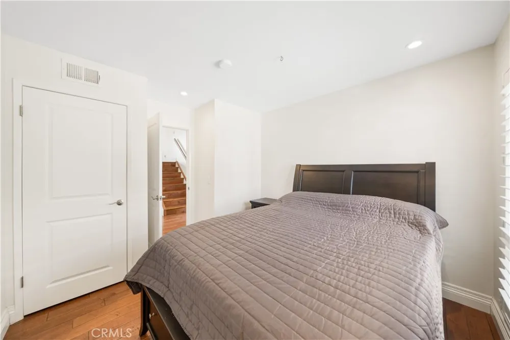 2326 Vista Hogar Newport Beach, CA 92660