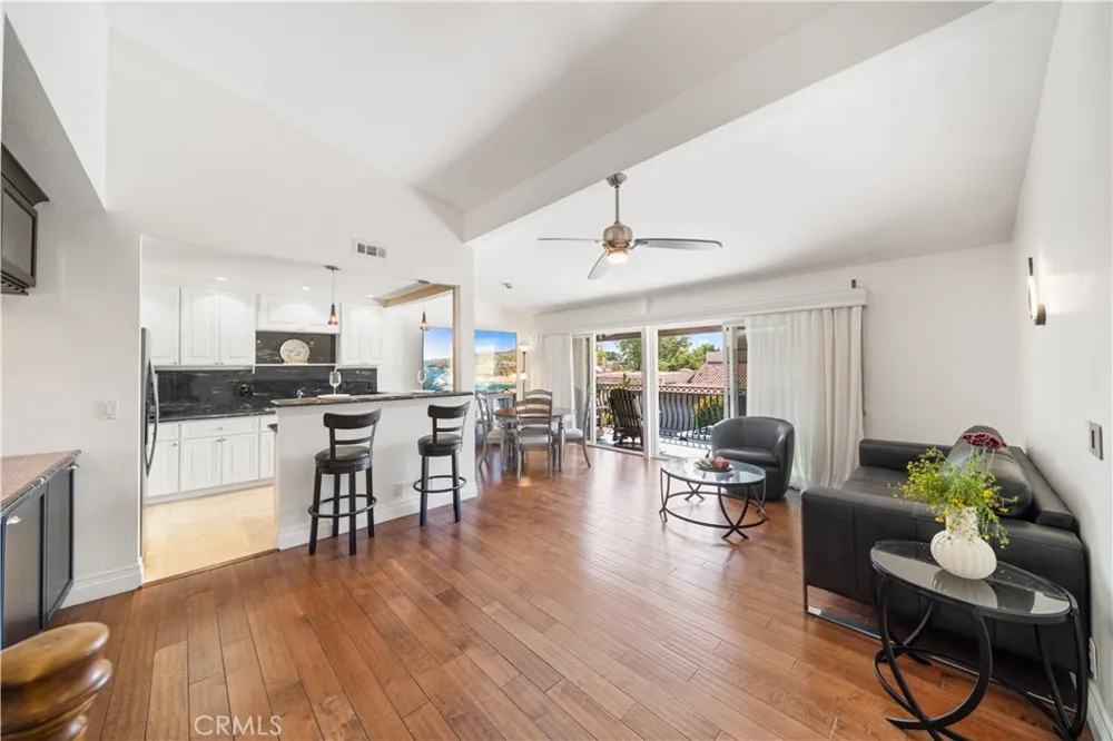 2326 Vista Hogar Newport Beach, CA 92660
