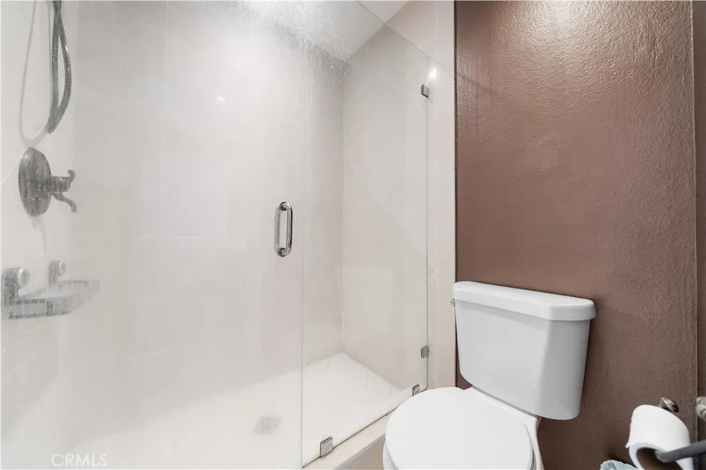 2326 Vista Hogar Newport Beach, CA 92660