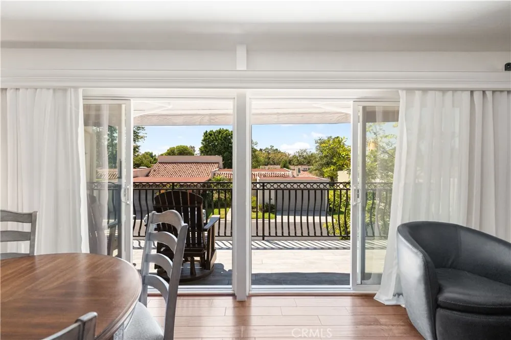 2326 Vista Hogar Newport Beach, CA 92660