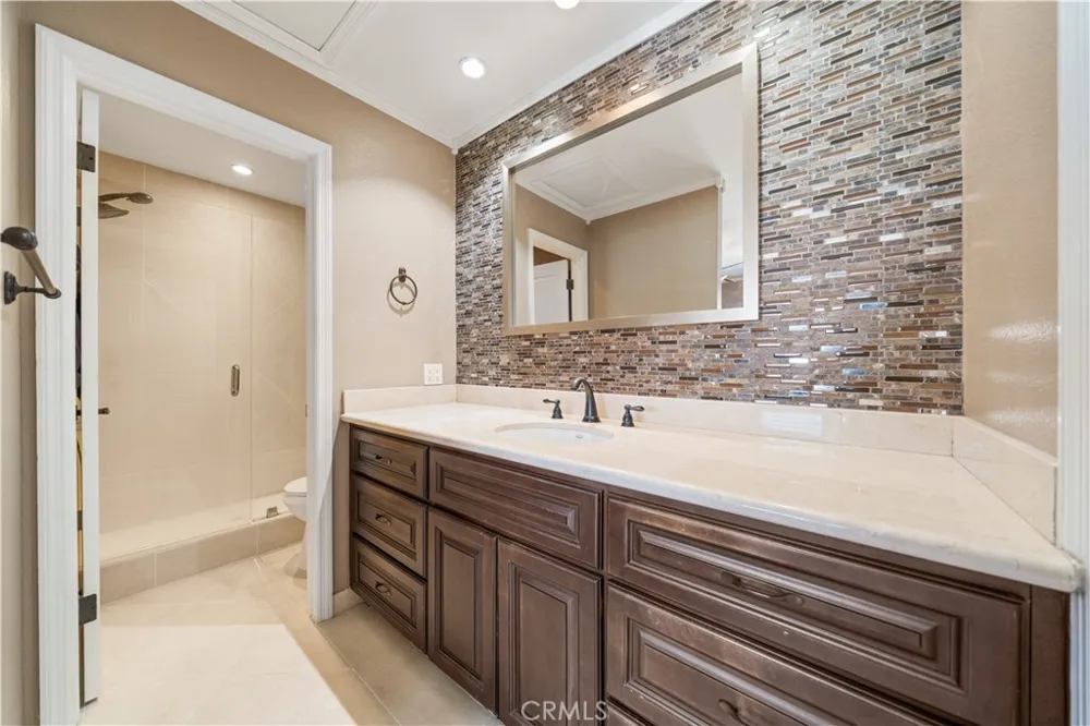 2326 Vista Hogar Newport Beach, CA 92660