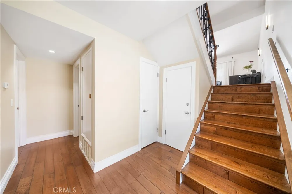 2326 Vista Hogar Newport Beach, CA 92660