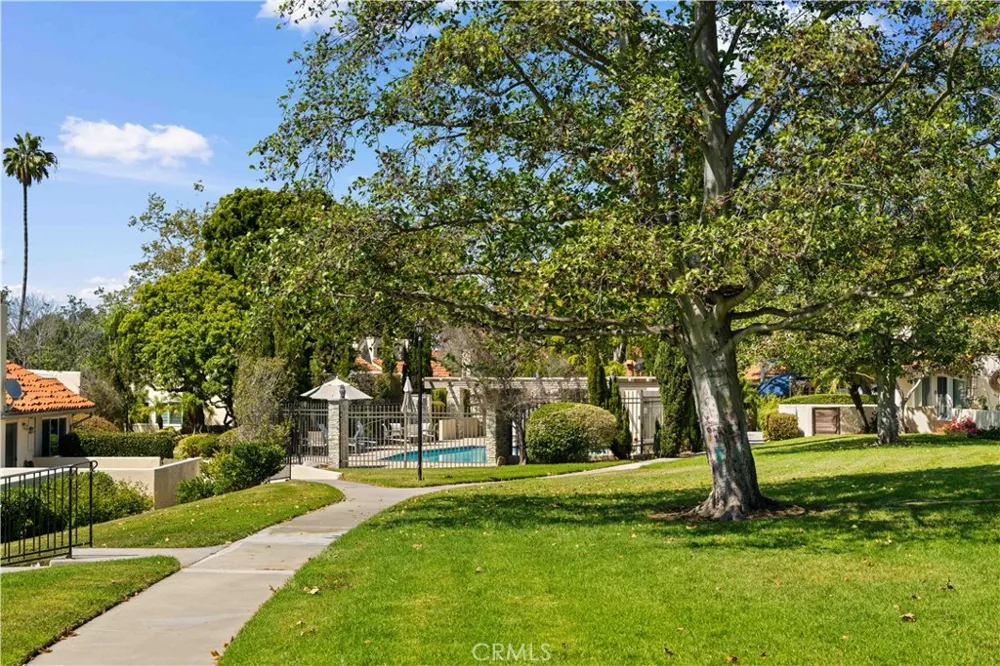 2326 Vista Hogar Newport Beach, CA 92660