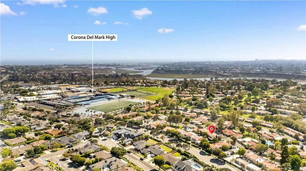 2326 Vista Hogar Newport Beach, CA 92660