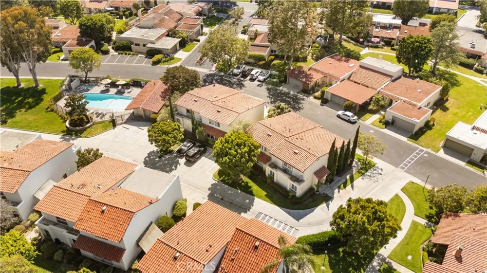 2326 Vista Hogar Newport Beach, CA 92660