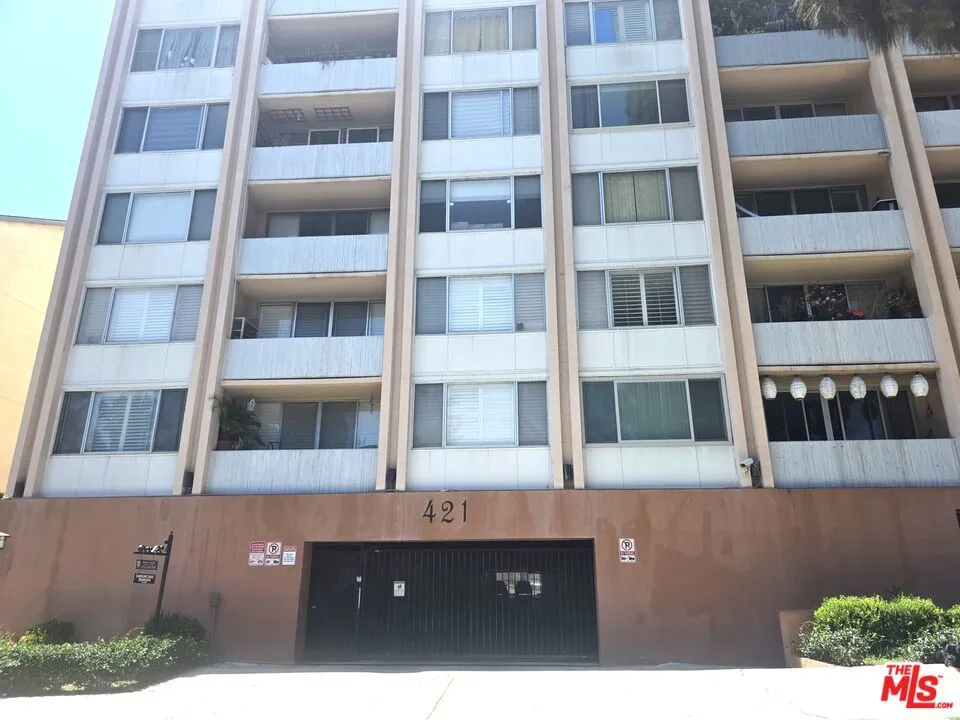 421 S La Fayette Park Place #712 Los Angeles, CA 90057