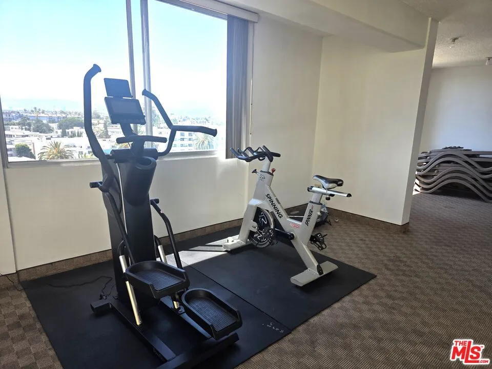 421 S La Fayette Park Place #712 Los Angeles, CA 90057