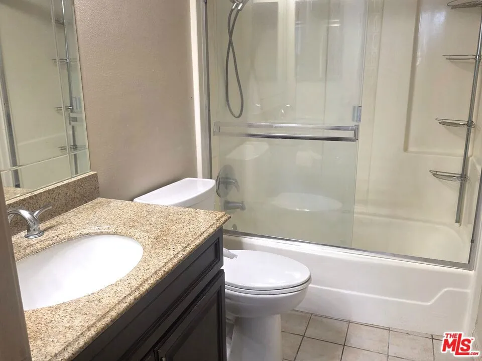 421 S La Fayette Park Place #712 Los Angeles, CA 90057