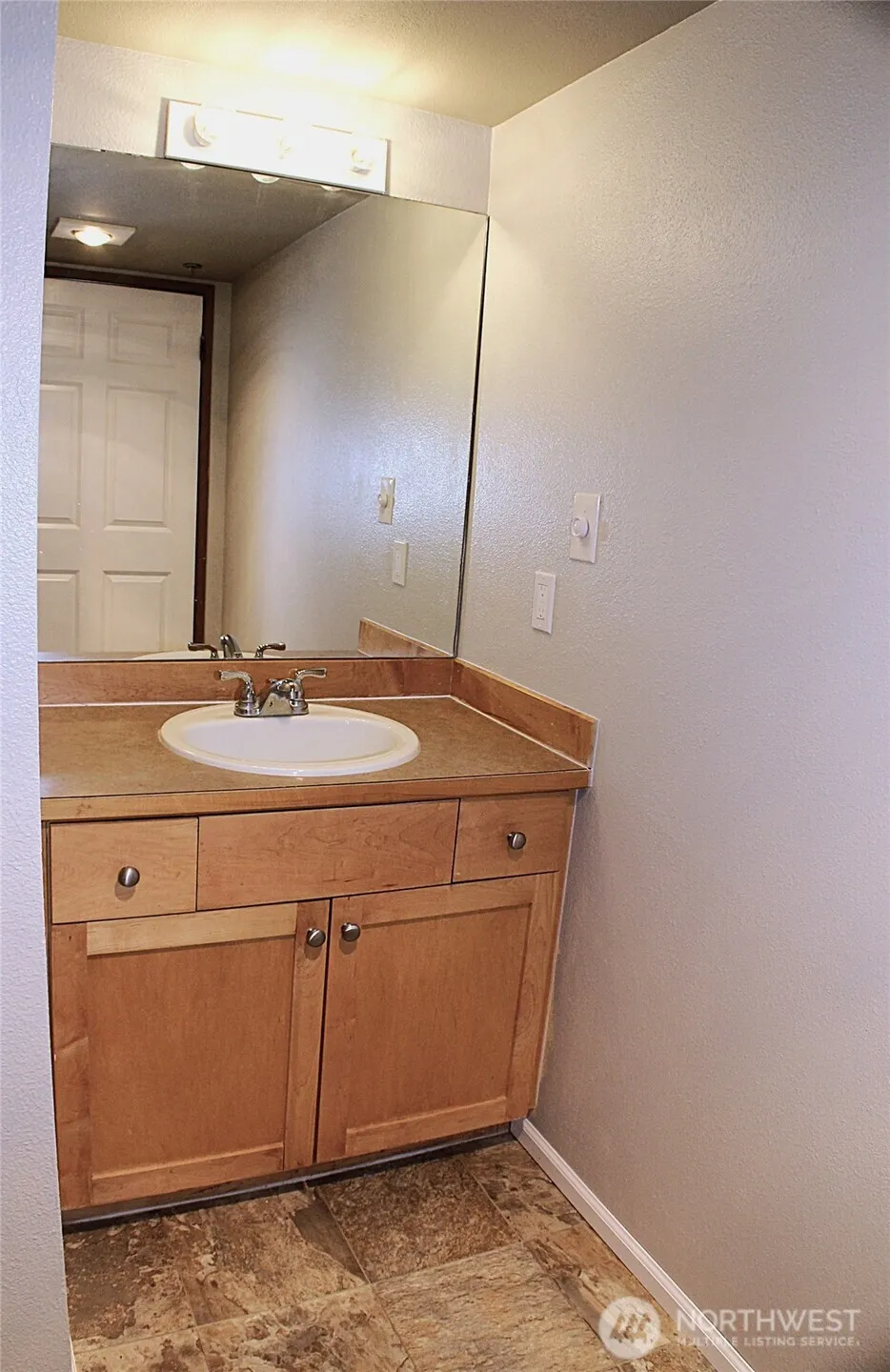 1522 NE 175th Street #200 Shoreline, WA 98155