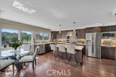 4645 Park Mirasol Calabasas, CA 91302