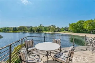 4645 Park Mirasol Calabasas, CA 91302