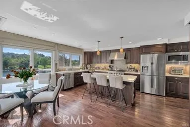 4645 Park Mirasol Calabasas, CA 91302
