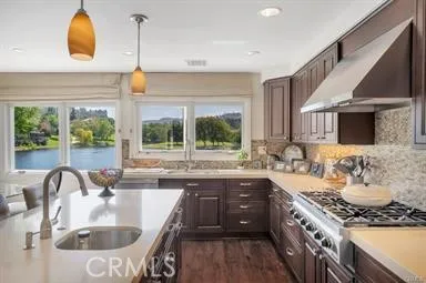 4645 Park Mirasol Calabasas, CA 91302