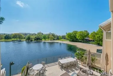 4645 Park Mirasol Calabasas, CA 91302