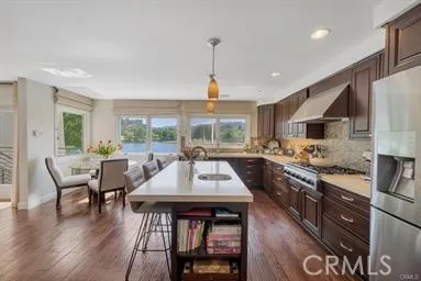 4645 Park Mirasol Calabasas, CA 91302