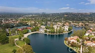 4645 Park Mirasol Calabasas, CA 91302