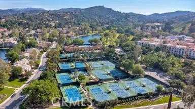 4645 Park Mirasol Calabasas, CA 91302