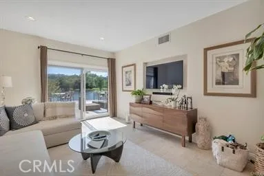 4645 Park Mirasol Calabasas, CA 91302