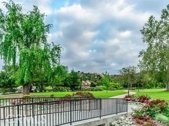 4645 Park Mirasol Calabasas, CA 91302