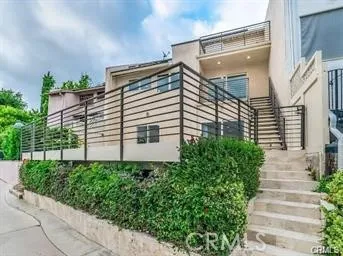 4645 Park Mirasol Calabasas, CA 91302