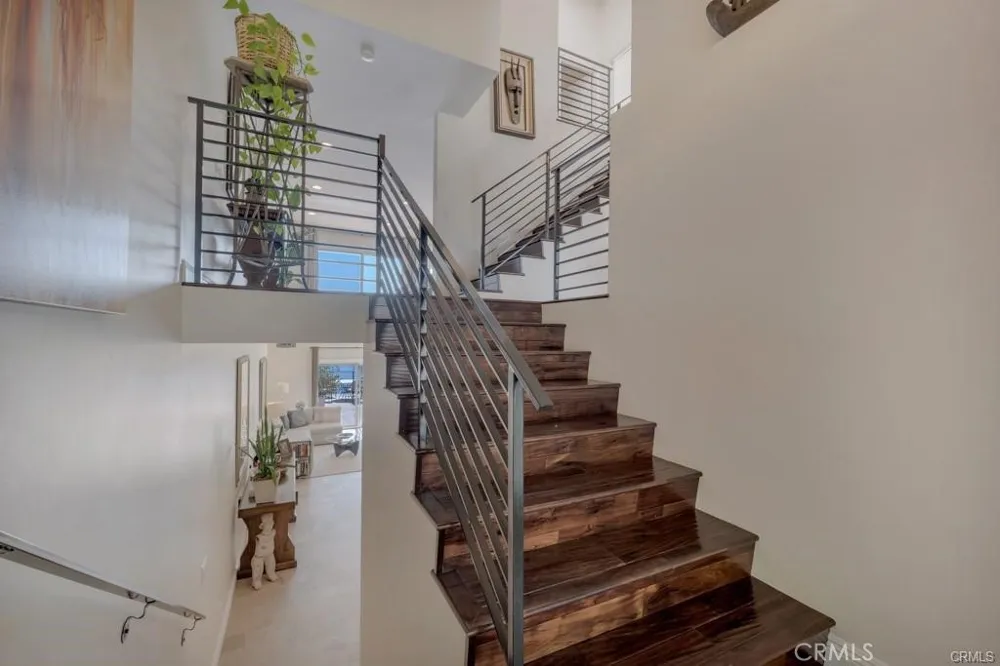4645 Park Mirasol Calabasas, CA 91302