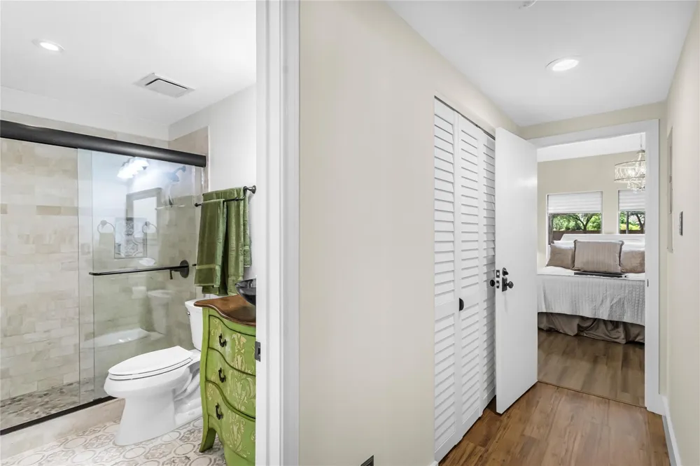 4144 Greystone Way #101 Sugar Land, TX 77479