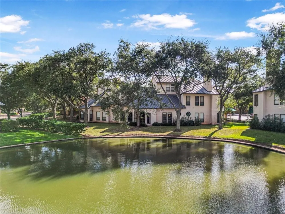 4144 Greystone Way #101 Sugar Land, TX 77479