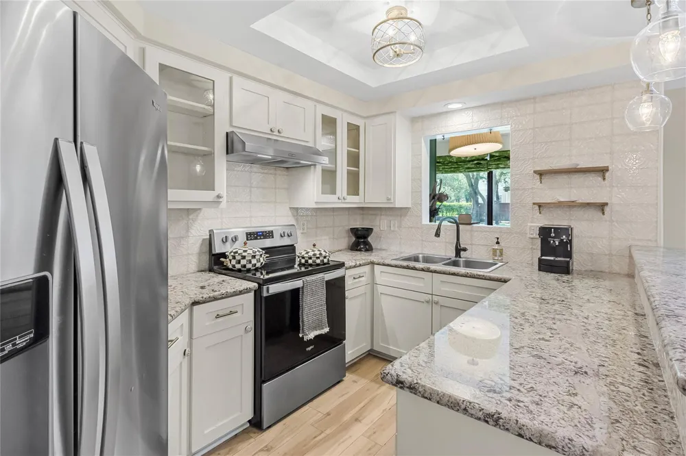 4144 Greystone Way #101 Sugar Land, TX 77479